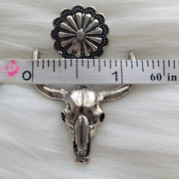 Bull Head Post Dangle Earrings Western Boho‎ Alloy Silver Plated - Picture 4 of 4